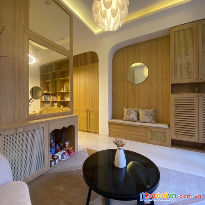 Bán nhà  lê đức thọ 52m2 x 5 tầng - ô tô vào nhà - kinh doanh sầm uất - giá 9.3 tỷ