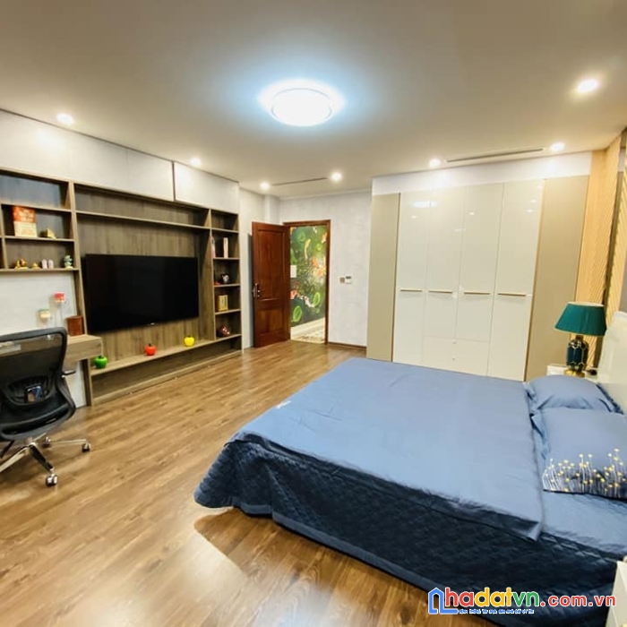 Bán nhà xã đàn, đống đa, tặng nội thất, 55m2 5t mt6m, giá 5.5 tỷ