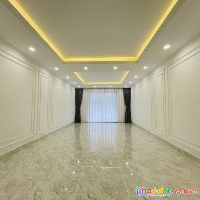 Bán nhà phố trung kính 70m2 x 7 tầng - vỉa hè đá bóng - kinh doanh sầm uất - giá 23 tỷ