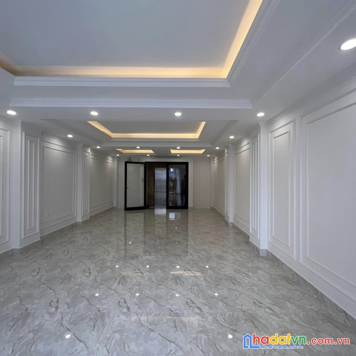Bán nhà phố trung kính 70m2 x 7 tầng - vỉa hè đá bóng - kinh doanh sầm uất - giá 23 tỷ