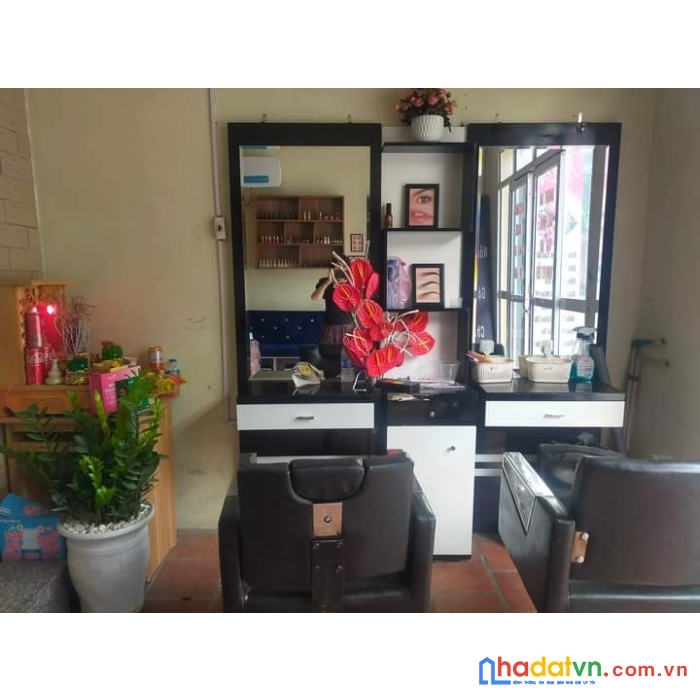 Chính chủ cần sang nhượng lại quán gội đầu dưỡng sinh nai mi spa tại 71 phố phú lương hà đông hà