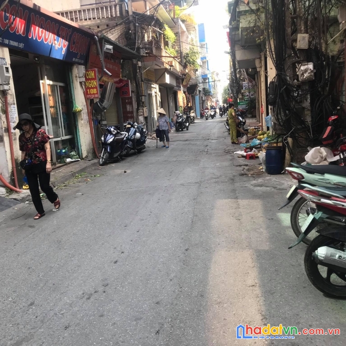Bán nhà 5 tầng ô tô kinh doanh phố trung liệt thái hà đống đa 7 tỷ.
