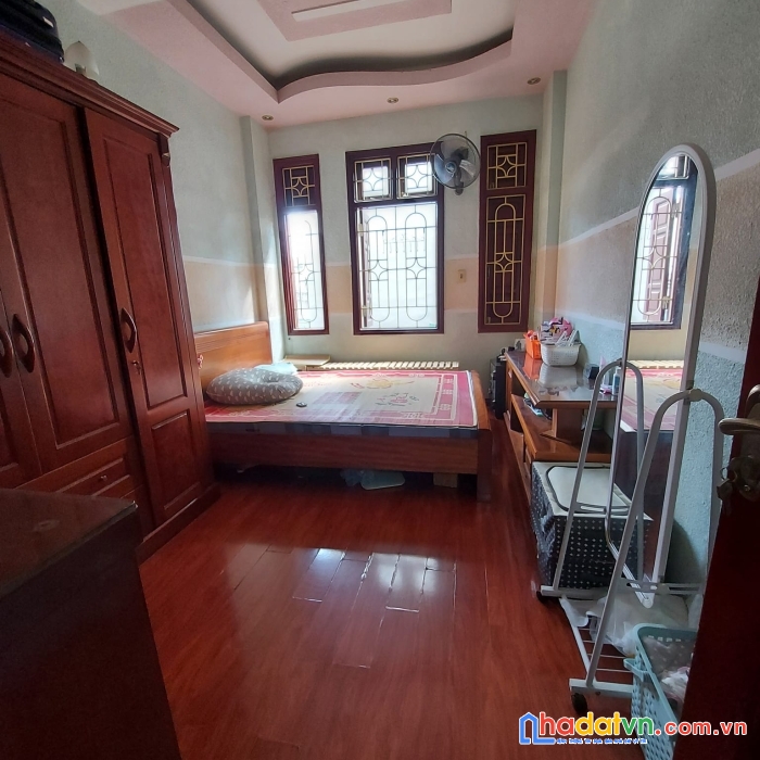 Bán nhà minh khai, lô góc, dân xây chắc chắn, dt41m2, giá 3.5 tỷ.