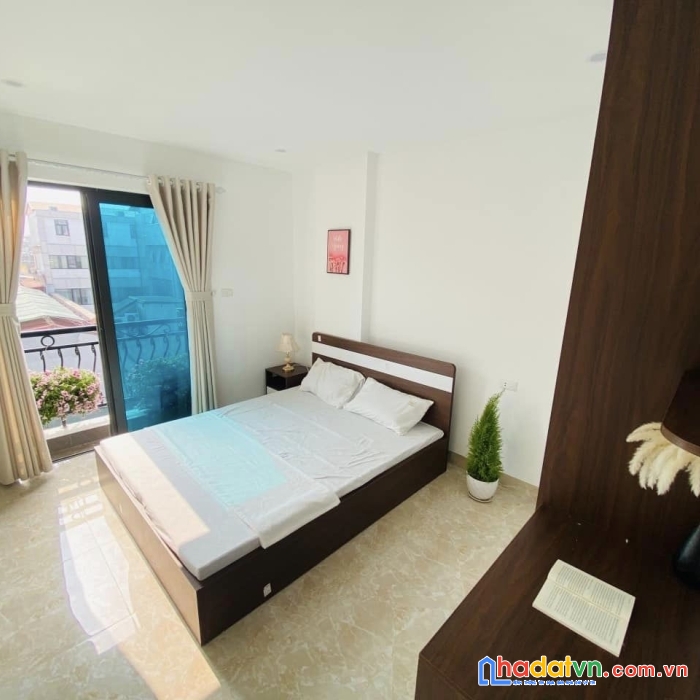 Bán nhà phố quan hoa, cầu giấy 130m, 7 tầng, mt 6.5m. giá: 25.3 tỷ