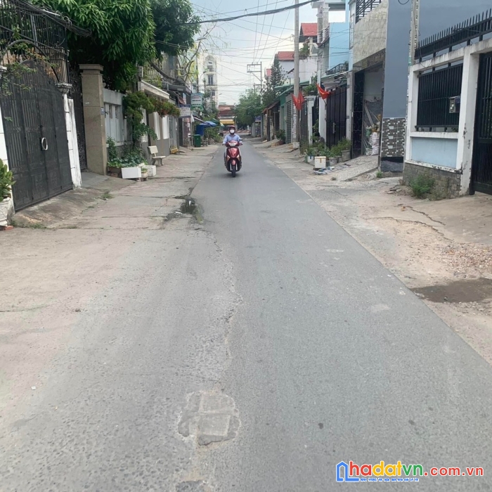 Bán nhà hxh tránh sát nguyễn thị thập q7. ngang 5m bề thế. 100m2. chỉ 10.5 tỷ