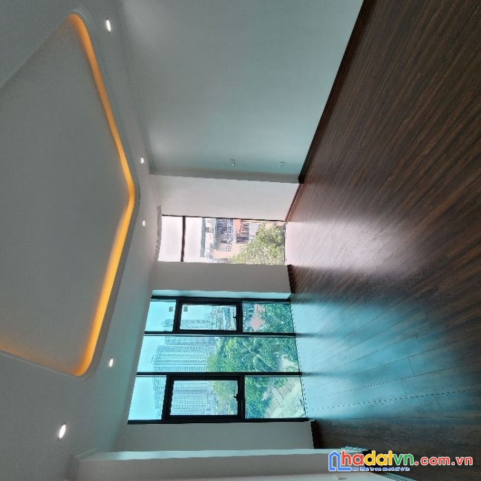 Bán nhà tôn đức thắng, hiếm, 5 tầng, thang máy, kinh doanh, văn phòng, ô tô
