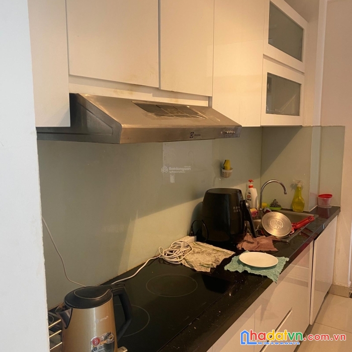 Bán căn hộ 74m2 chung cư sky center số 5b phổ quang, phường 2, tân bình, giá 4 tỷ