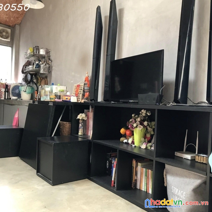 Nhà cách mạng tháng tám, 36m2, chỉ 4 tỷ 890, đẹp độc đáo