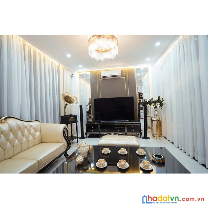 Siêu phẩm mặt phố võ chí công, cầu giấy 65m, 7 tầng, mt 5m. giá: 34 tỷ