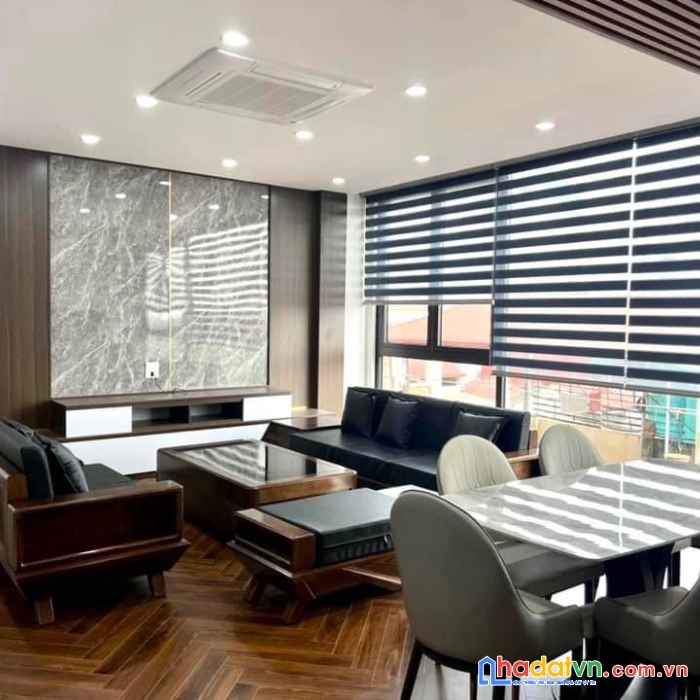 Bán nhà phố hào nam, tt quận đống đa, ô tô trong nhà, văn phòng, kinh doanh, 55m2, 4 tầng, nhỉnh