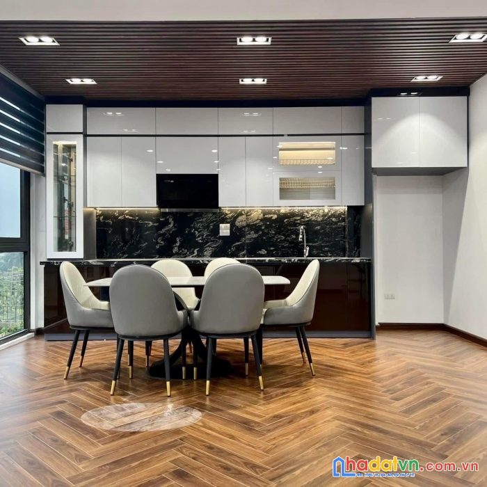 Bán nhà phố hào nam, tt quận đống đa, ô tô trong nhà, văn phòng, kinh doanh, 55m2, 4 tầng, nhỉnh