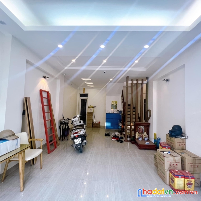 Bán nhà ngõ 159 cầu giấy 52m x 6 tầng, mt: 4.2m, gara ô tô