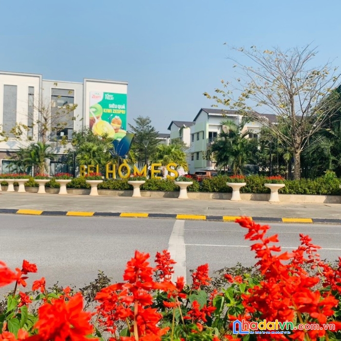 Hiếm có shophouse mặt tiền đẹp, vị trí đẹp, giá tốt nhất trung tâm tp từ sơn.
