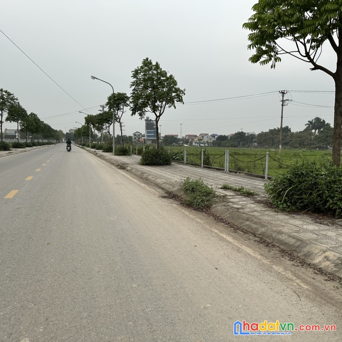 Cực kỳ hiếm, 31,6tr/m2 bạn đã nhập khẩu về nguyên khê đông anh, đường 10m thông, 2 mặt thoáng.