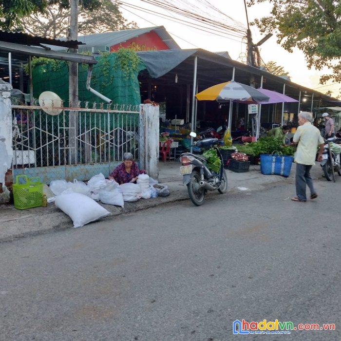Chính chủ bán gấp lô đất  vị trí đẹp tặng kèm nhà tại chợ mỹ sơn huyện ninh sơn, ninh thuận