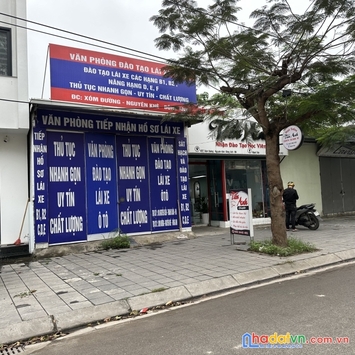 Đường trước 30m, sau 10m, sẵn nhà, kinh doanh luôn được, nguyên khê đông anh