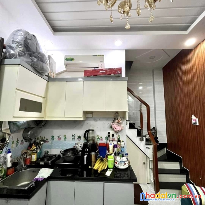 Kẹt tiền kinh doanh, bán gấp nhà hòa hưng, quận 10, 41m2, 3 tầng, 4 tỷ 650