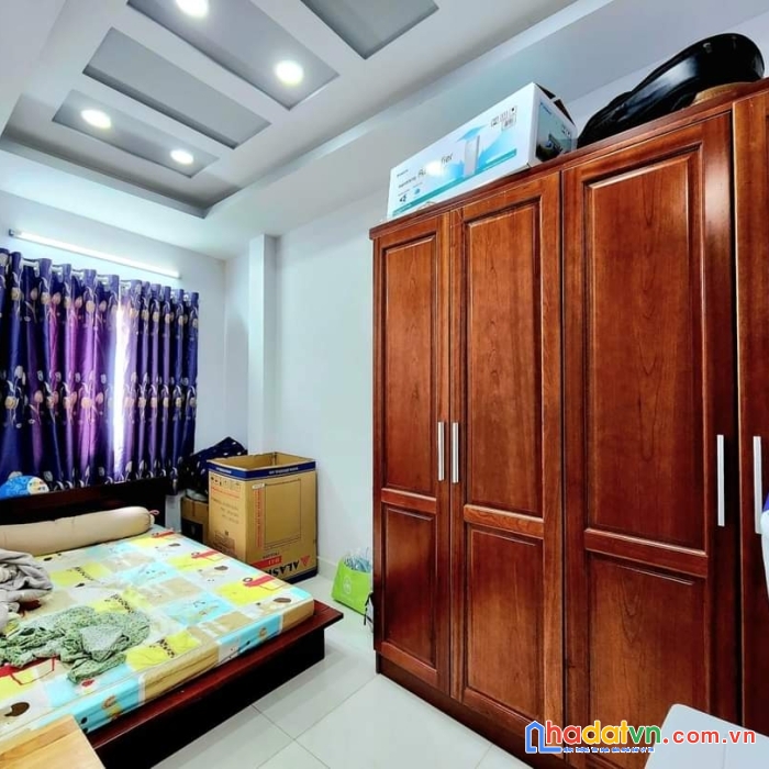 Hiếm bán nhà đông hồ - 5 tầng - hxh  sát mt - 48m2