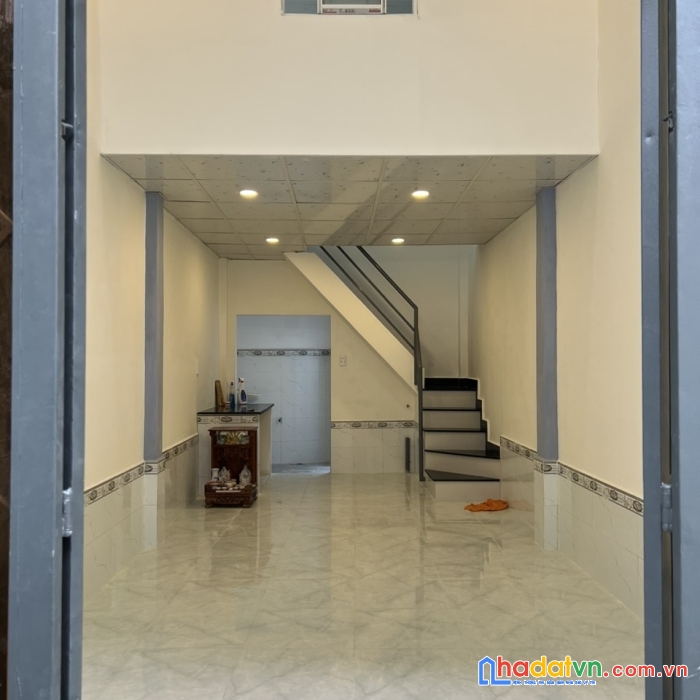 Bán nhà ngay aeon tân phú giá 2,1 tỷ lh 0948944100