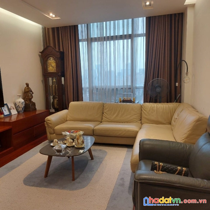 Căn hộ eurowindow trần duy hưng, 146m2, 3 phòng ngủ rộng, 8 tỷ, nội thất nhập khẩu