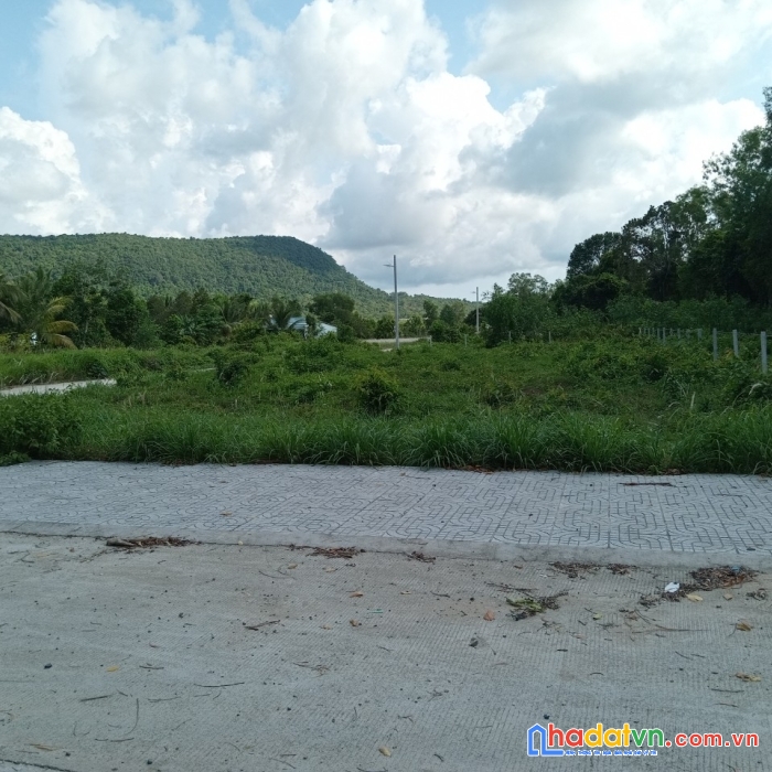 Cần bán đất nền tại tp phú quốc liên hệ: 0389605638