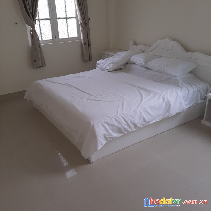 Cần cho thuê biệt thự gần hồ xuân hương đường trạng trình, đà lạt giá 35 triệu/tháng