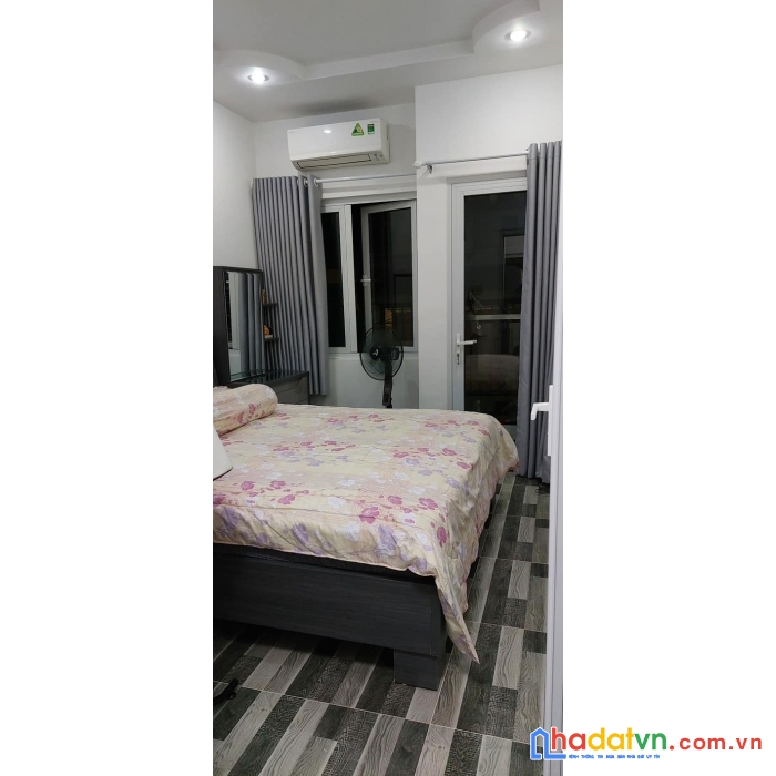 Bán nhà hẻm xe hơi, đường trần bình trọng, q5, 24m2, 3 x 8m, 4 tầng, chỉ 6.6 tỷ tl chính chủ.