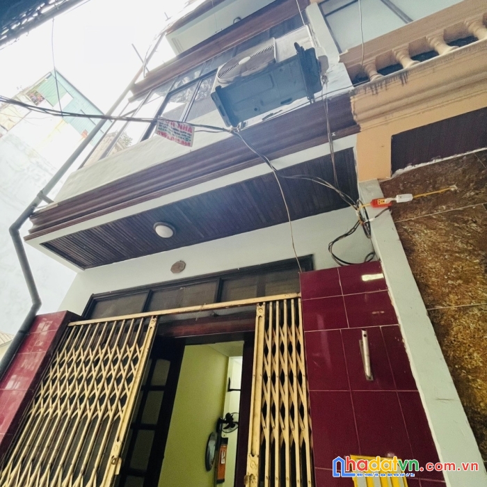 Chính chủ cần bán nhà phố pháo đài láng quận đống đa 36 m2 x 4 t 5,1 tỷ ô tô kd