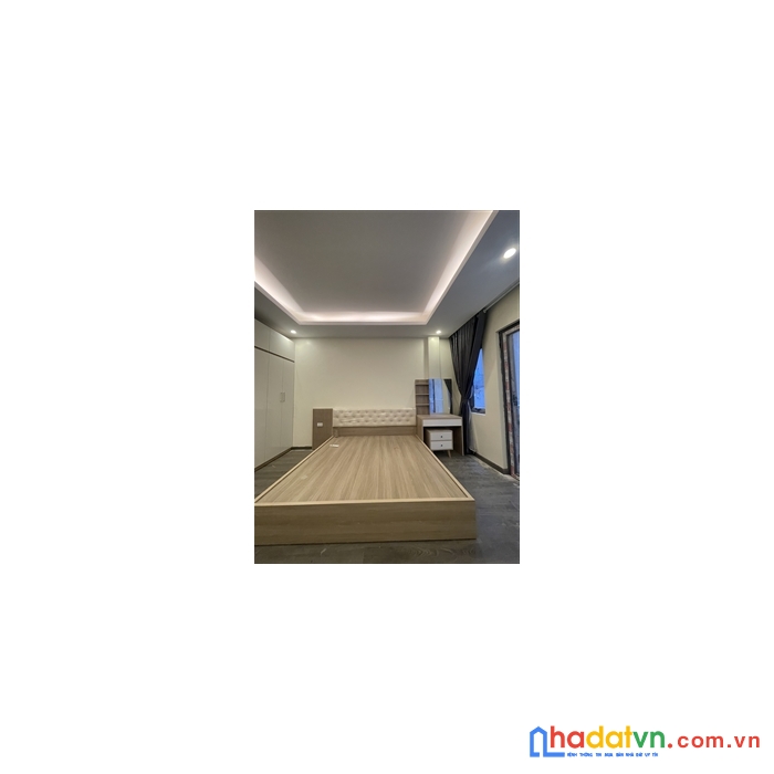 Bán nhà phân lô nguyễn chí thanh, 5 tầng, ô tô, kinh doanh, văn phòng, đống đa, 10,6 tỷ