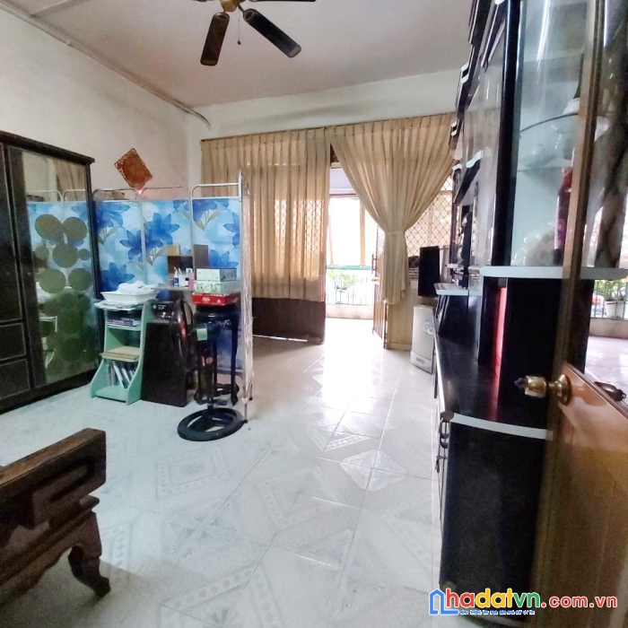 Nhà bán 3 tầng mặt tiền phạm thế hiển p3 q8 - giá 10 tỷ 500 triệu