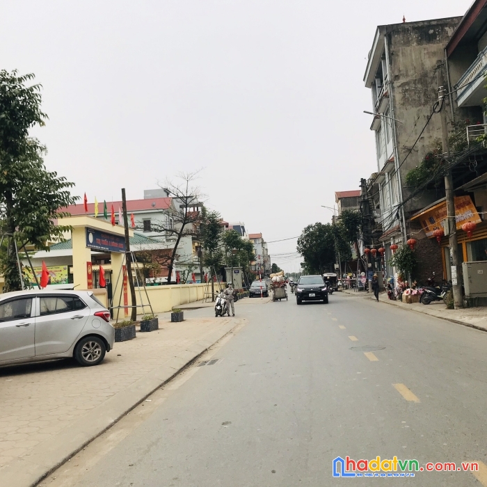 Bán rẻ đất xuân nộn-gần chợ kim đường thông ô tô tải đỗ chỉ hơn tỷ,