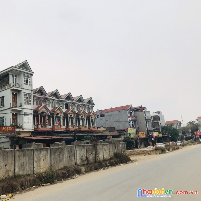 Bán rẻ đất xuân nộn-gần chợ kim đường thông ô tô tải đỗ chỉ hơn tỷ,