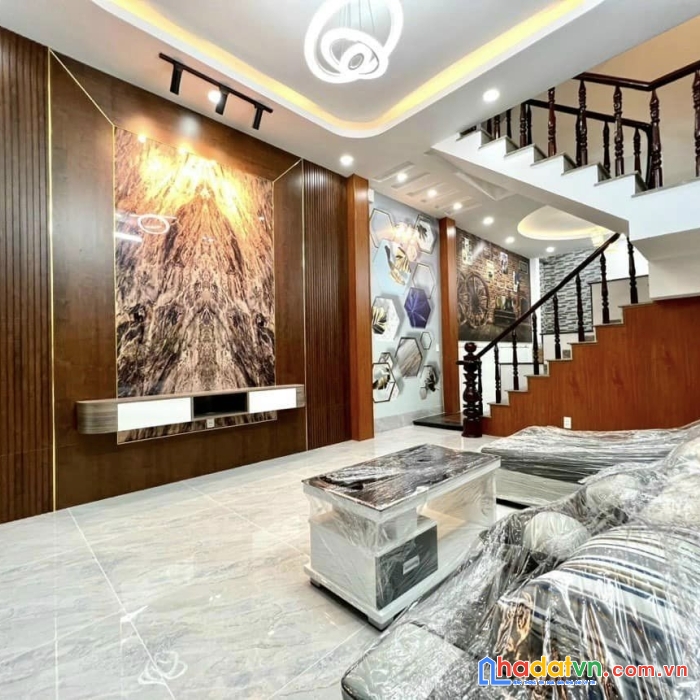 Nhà cần bán gấp mới, đẹp đường tch 05, kp 10, 54.3m2, chỉ 4 tỷ 400 triệu