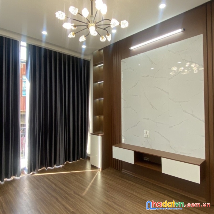 (cực hiếm) nhà phố giảng võ, ô tô, văn phòng, kinh doanh, dòng tiền, lãi vốn.