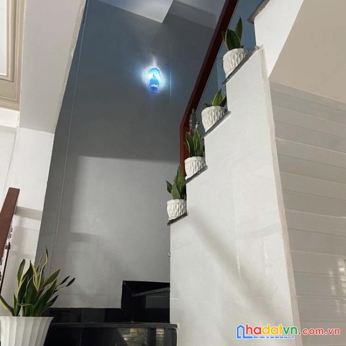Bán nhà hxh gần cầu vượt nguyễn tri phương quận 10 48m2 giá 7 tỷ 2