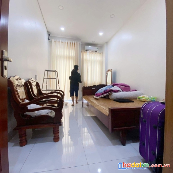 Bán nhà chợ phan văn trị bình thạnh. 55m2, 4tầng, 5pn. chỉ 5.x tỷ