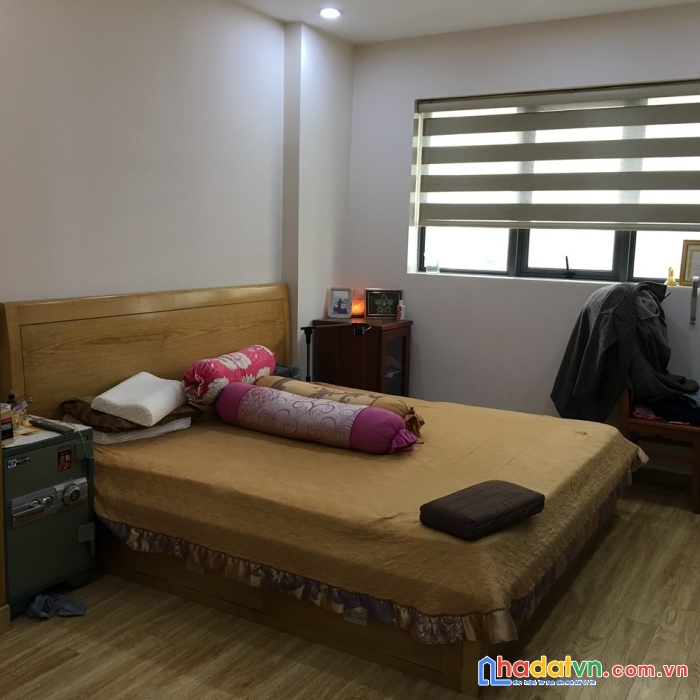 Bán căn hộ tại tầng 11 ngoại giao đoàn, sổ nét, 3 ngủ, full nội thất, 4,9 tỷ