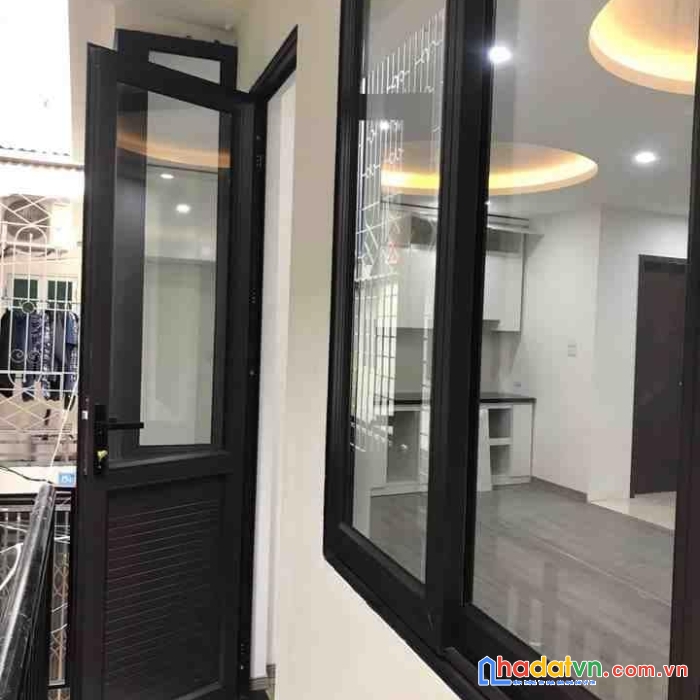 Bán nhà láng hạ nhà đẹp lô góc 20m ra ô tô ngõ ba gác 42m 5ty1