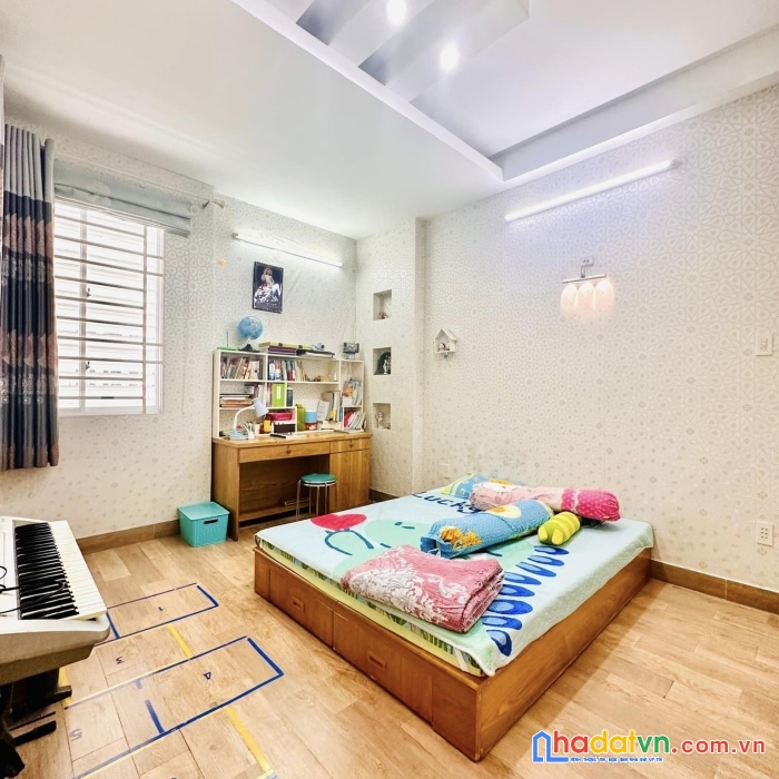 Cần bán gấp nhà lê văn sỹ, phường 10, quận phú nhuận