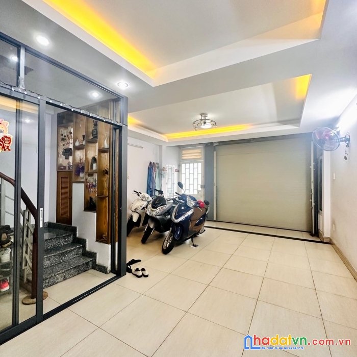 Cần bán gấp nhà lê văn sỹ, phường 10, quận phú nhuận