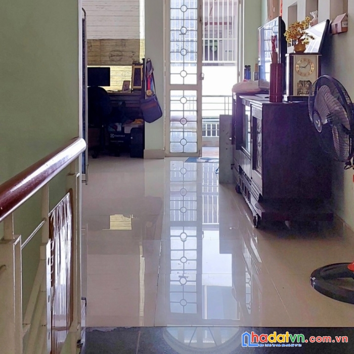 .nhà hàm nghi, 50m ra mt, ô tô đậu, 83m2, ngang 5.6, đẹp
