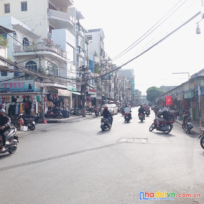 Bán gấp nhà mặt tiền ngay lạc long quân p8 tân bình 79m2 giá 10 tỷ 9