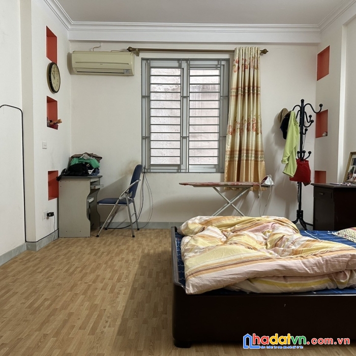 Bán nhà tân mai quận hoàng mai 47m2 mt 4m chỉ 3 tỷ 8.