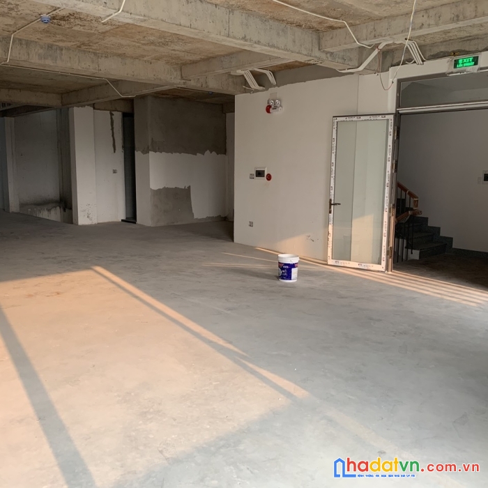 Cho thuê tòa nhà dương đức hiền 250m2 - 6 tầng gần đại học cn thực phẩm