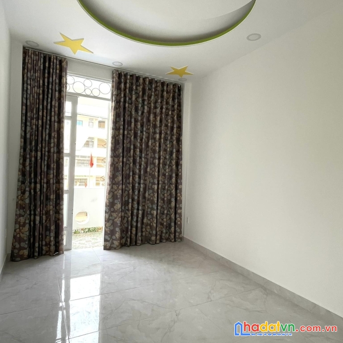 Bán gấp nhà lê văn sỹ- phường 1 -tân bình