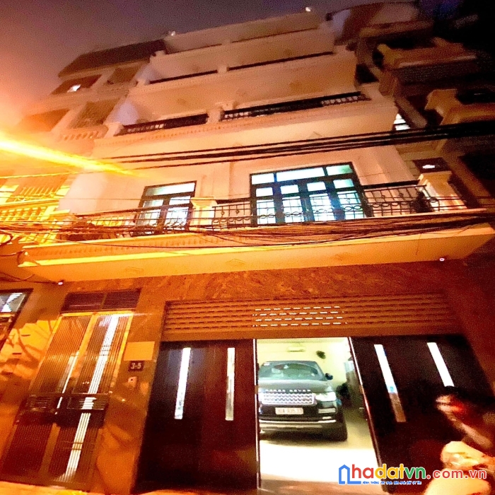 Bán nhà nguyên hồng, đống đa, ô tô, lô góc, 62m2 5t mt7m, giá 13.3 tỷ