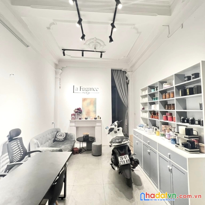Cần tiền bán gấp hồng mai, hai bà, phân lô, ô tô, ở sướng, 60m nhỉnh 3 tỷ 0901753139