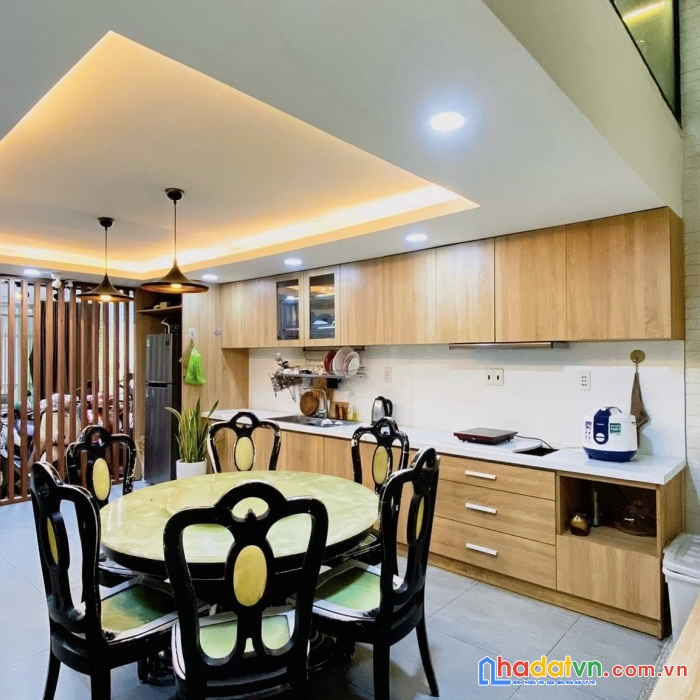 85,5 m2 -  nhà đường vườn lài.quận tân phú. hẻm rộng 6m. ô tô ngủ trong nhà . hơn 6 tỷ .