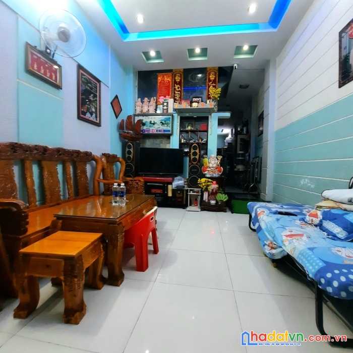 Nhà dưới 6 tỷ đủ công năng, hẻm xe hơi, ngang 5m, sát vách khu kiều đàm, him lam quận 7.