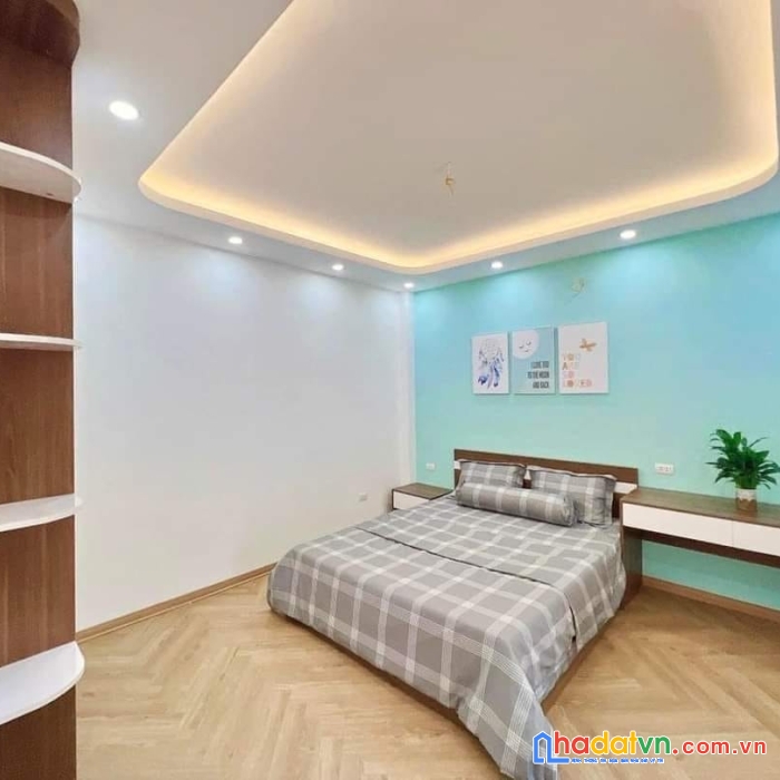 Bán nhà phố hào nam - trung tâm quận đống đa - nhà đẹp lô góc 2 mặt thoáng - tặng nội thất - sổ đỏ